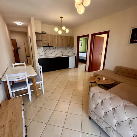 Lunas Sea View Apartment *
