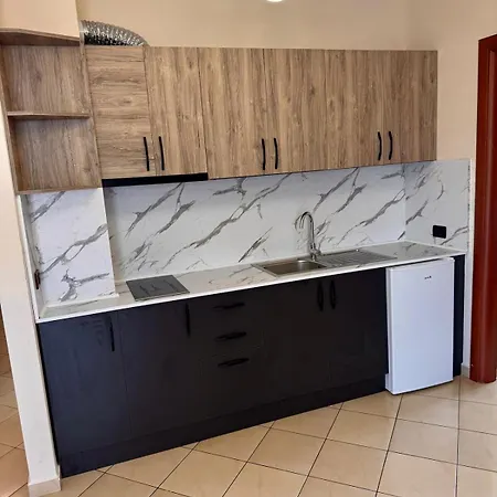 Lunas Sea View Apartment Durres